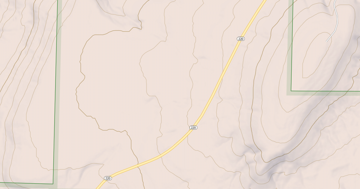 Map preview of USFS Motor Vehicle Use Map Roads {D304C621-05C3-4980-B5CE-D94B180A9CA0}