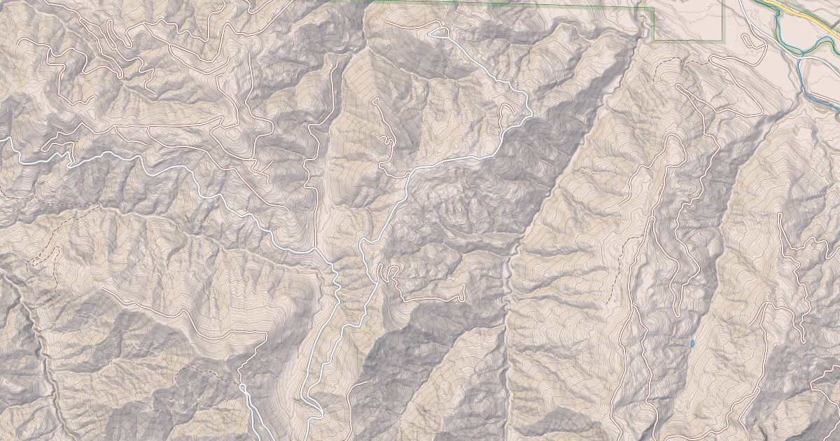 Map preview of USFS Motor Vehicle Use Map Roads {A2068453-2E7F-4C6E-8076-07DDEE71E10D}