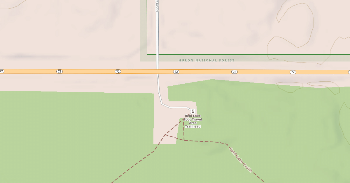 Map preview of REID LAKE M-72 TRAILHEAD