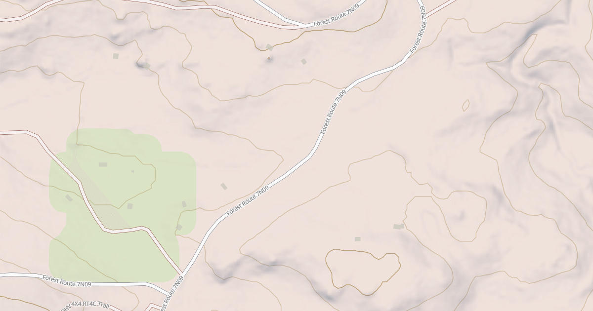 Map preview of USFS Motor Vehicle Use Map Roads {AA65EA94-CEDB-477A-911D-332E956A7D0C}