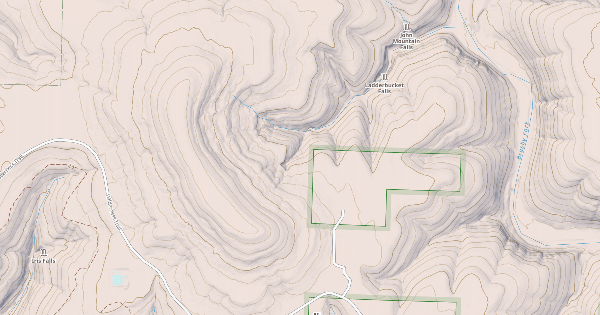 Map preview of USFS Motor Vehicle Use Map Roads {DE52CFD0-8784-4549-B2FC-52E4FF8A46C3}