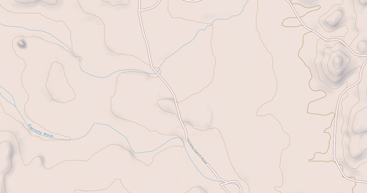 Map preview of BLM National GTLF Public Motorized Roads 2bf54c20-85a4-40ea-85ce-04ea1d543be4