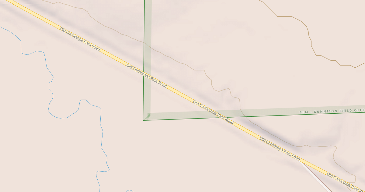 Map preview of BLM National GTLF Public Motorized Roads 132fec2a-3827-4484-998e-405f73355687