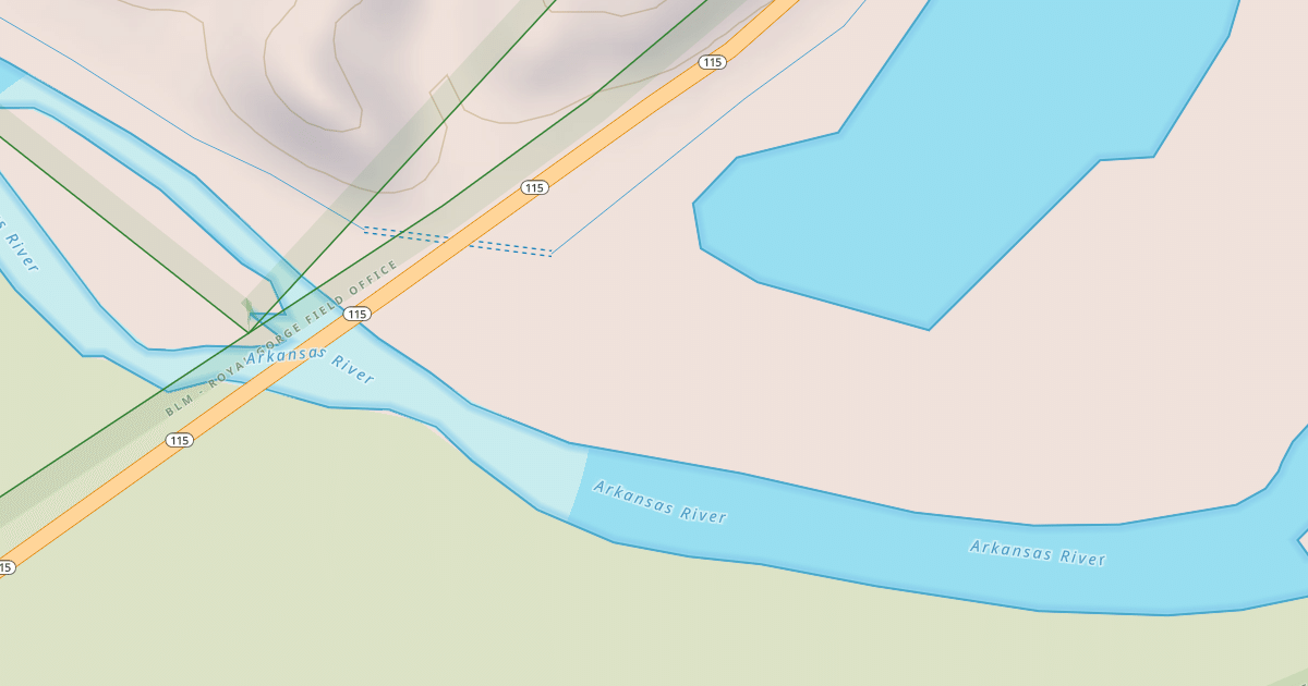 Map preview of BLM National GTLF Public Motorized Roads 9b169ba9-e4b6-45d0-8200-ebd6f3437c28