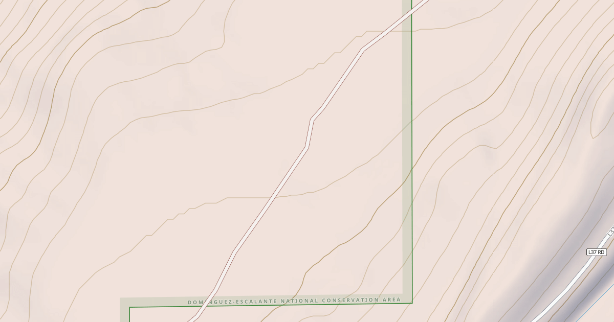 Map preview of BLM National GTLF Public Motorized Roads 8db39e7b-e2a4-4b7c-9f15-eeed350e8a5a