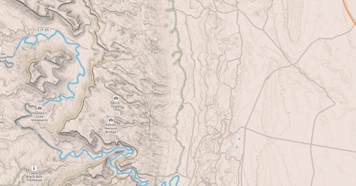 Map preview of BLM National GTLF Public Motorized Roads 2a6274e7-7d79-40e4-b51e-8a3d856c1264