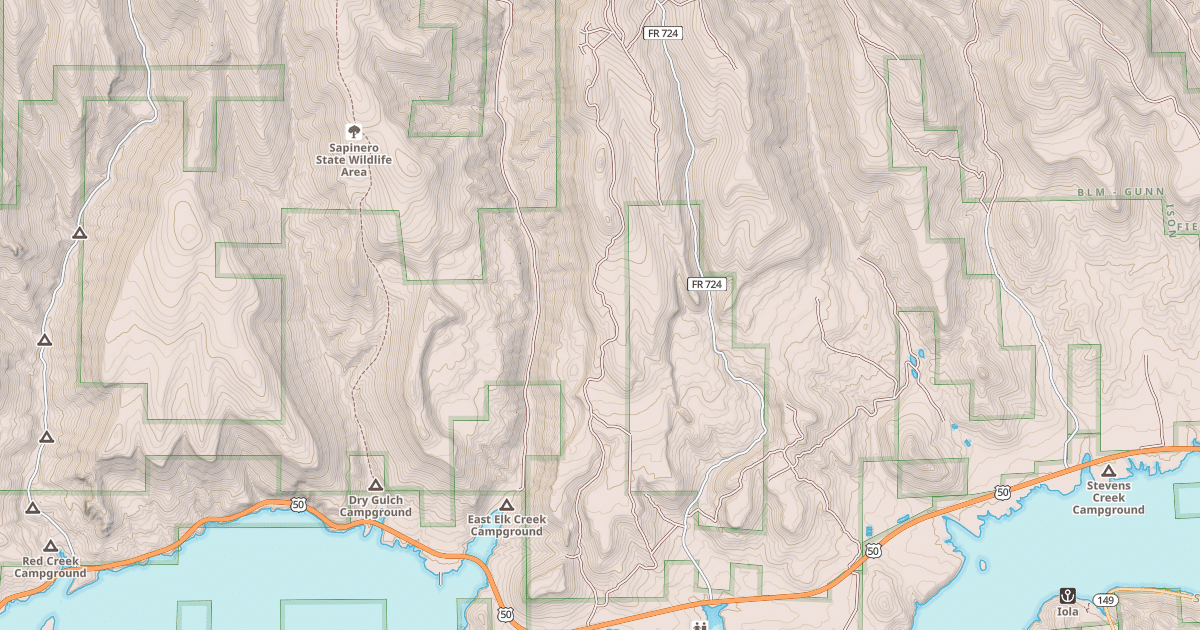 Map preview of BLM National GTLF Public Motorized Roads 4d688272-51fc-449d-8ec4-732160928e30