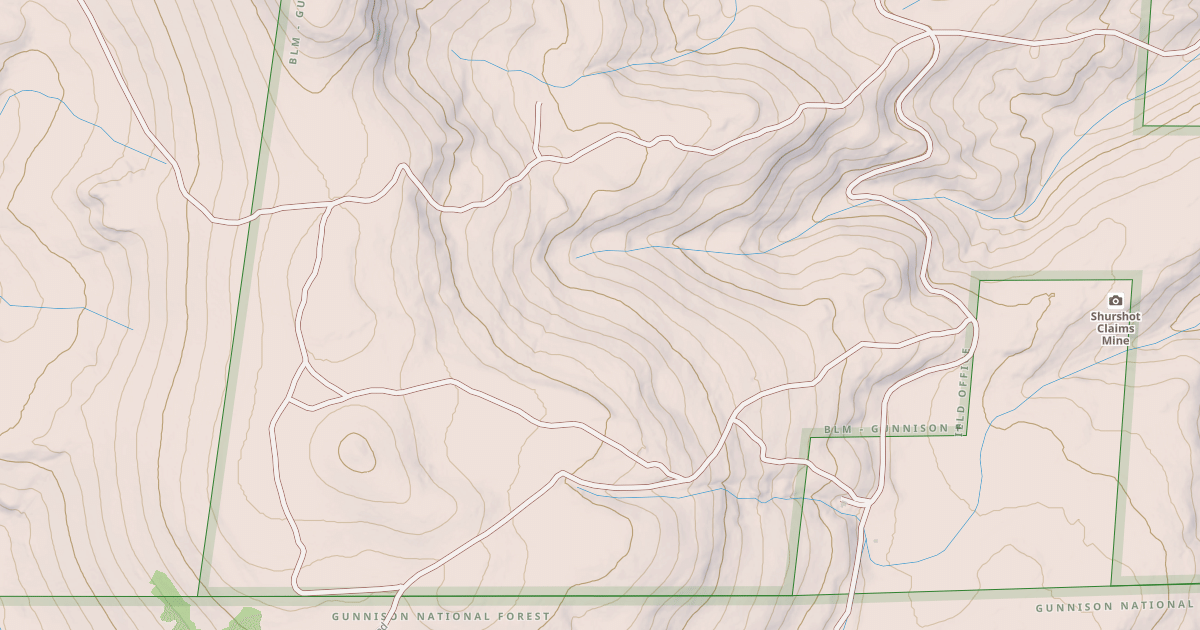 Map preview of BLM National GTLF Public Motorized Roads 4f38713a-e7f5-4f82-830b-ac58e1c64d45