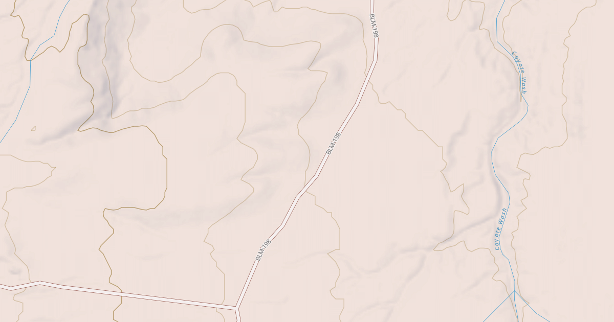 Map preview of BLM National GTLF Public Motorized Roads 23561dbf-944f-4fa5-8f83-592042c556a6