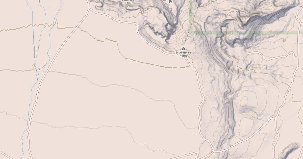 Map preview of BLM National GTLF Public Motorized Roads 18cce884-c929-4166-8136-971747ddbeb1