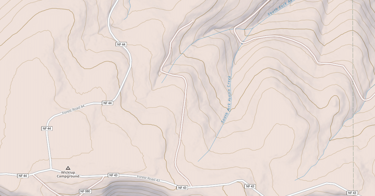 Map preview of USFS Motor Vehicle Use Map Roads {05B4E60F-EDBC-42F2-A4E1-31651DA07140}
