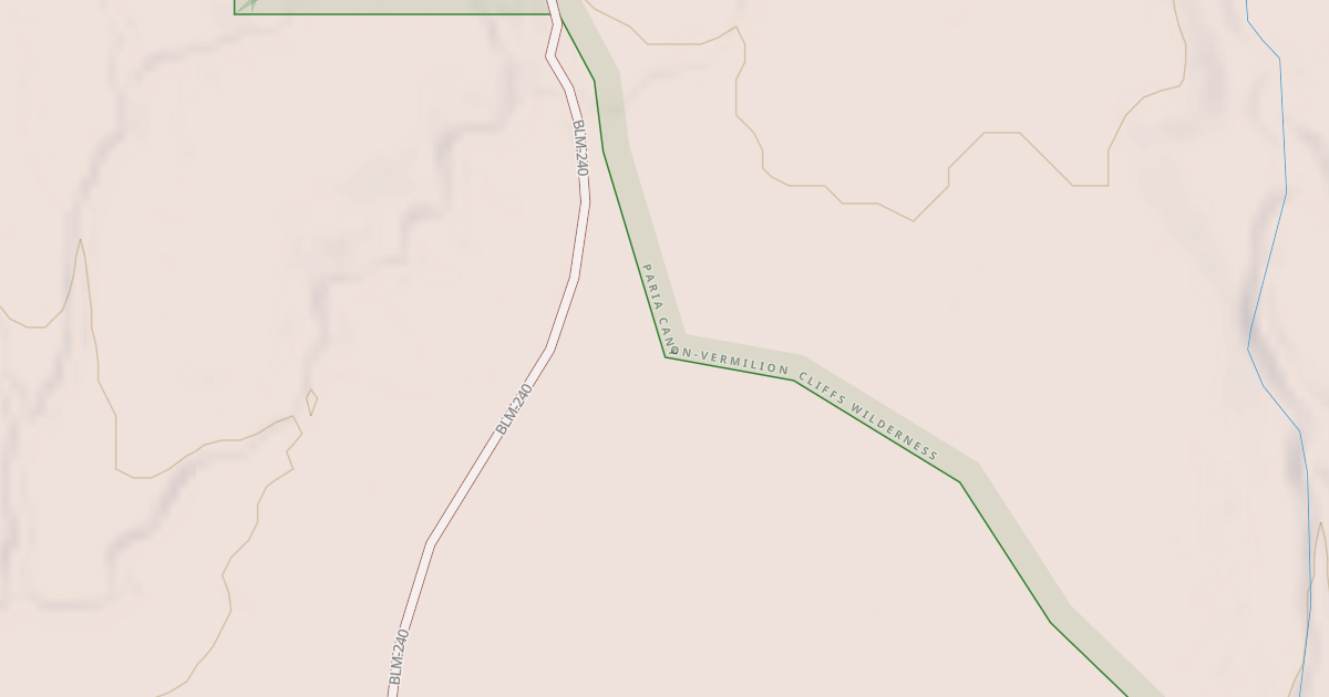 Map preview of BLM National GTLF Public Motorized Roads 03ba7ccd-55c5-4617-8748-57486050cc51
