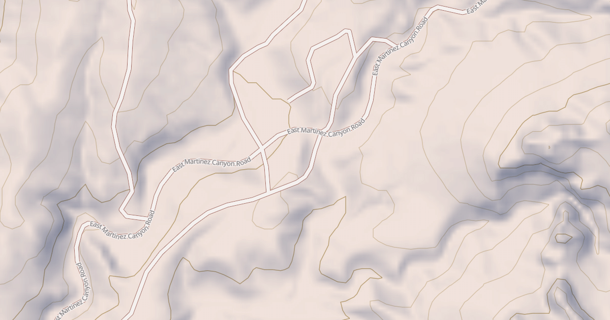 Map preview of BLM National GTLF Public Motorized Roads 32327afd-03dd-4c48-a975-56da66fc53de