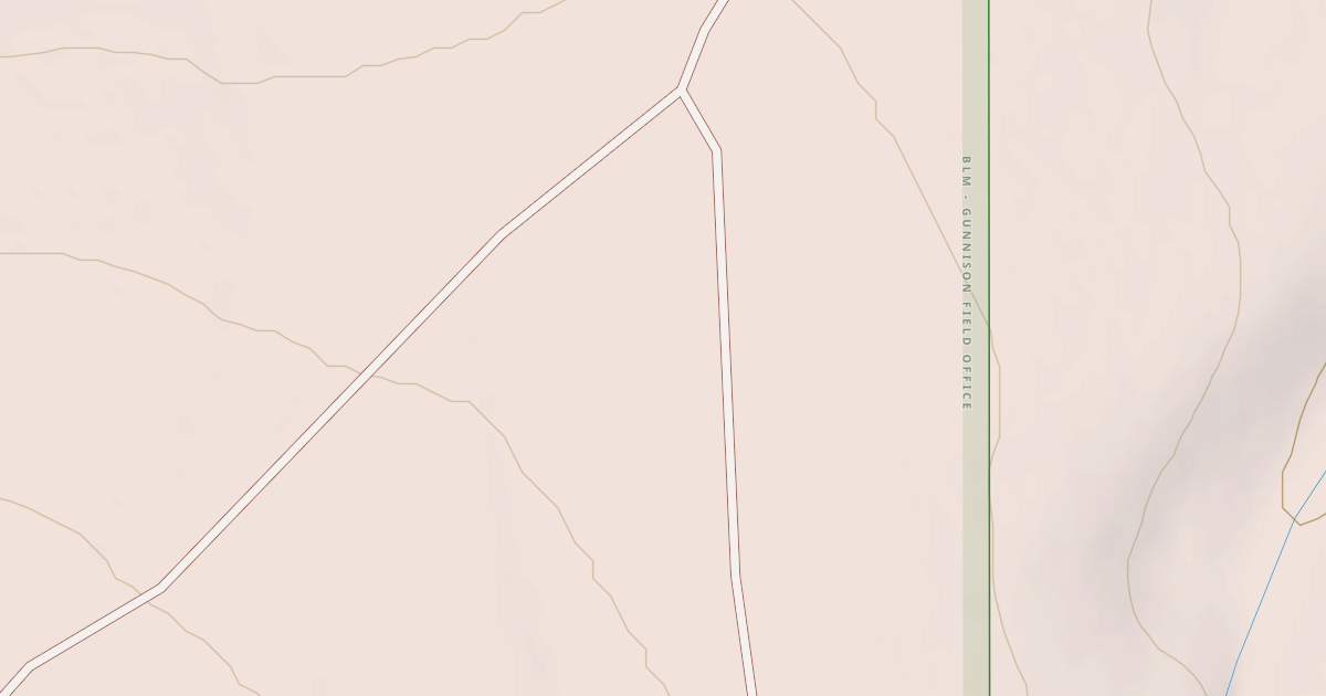 Map preview of BLM National GTLF Public Motorized Roads 52935d46-51b3-4b26-a599-777b810c4dd2