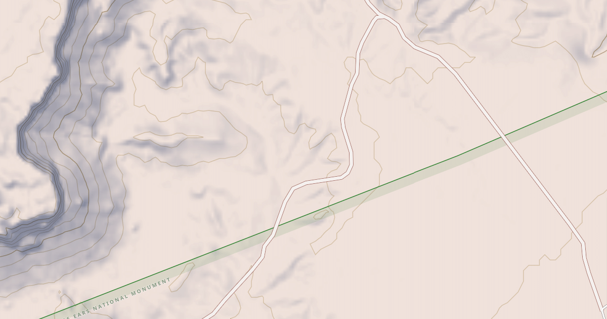 Map preview of BLM National GTLF Public Motorized Roads 0f2970c7-eea3-47b1-94d2-33b23d57c658