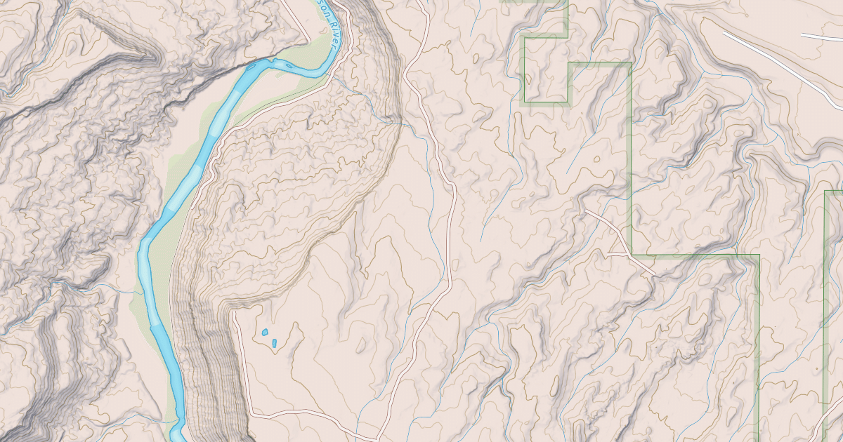 Map preview of BLM National GTLF Public Motorized Roads f3e71186-58ac-4cd4-b230-7734eeae0737