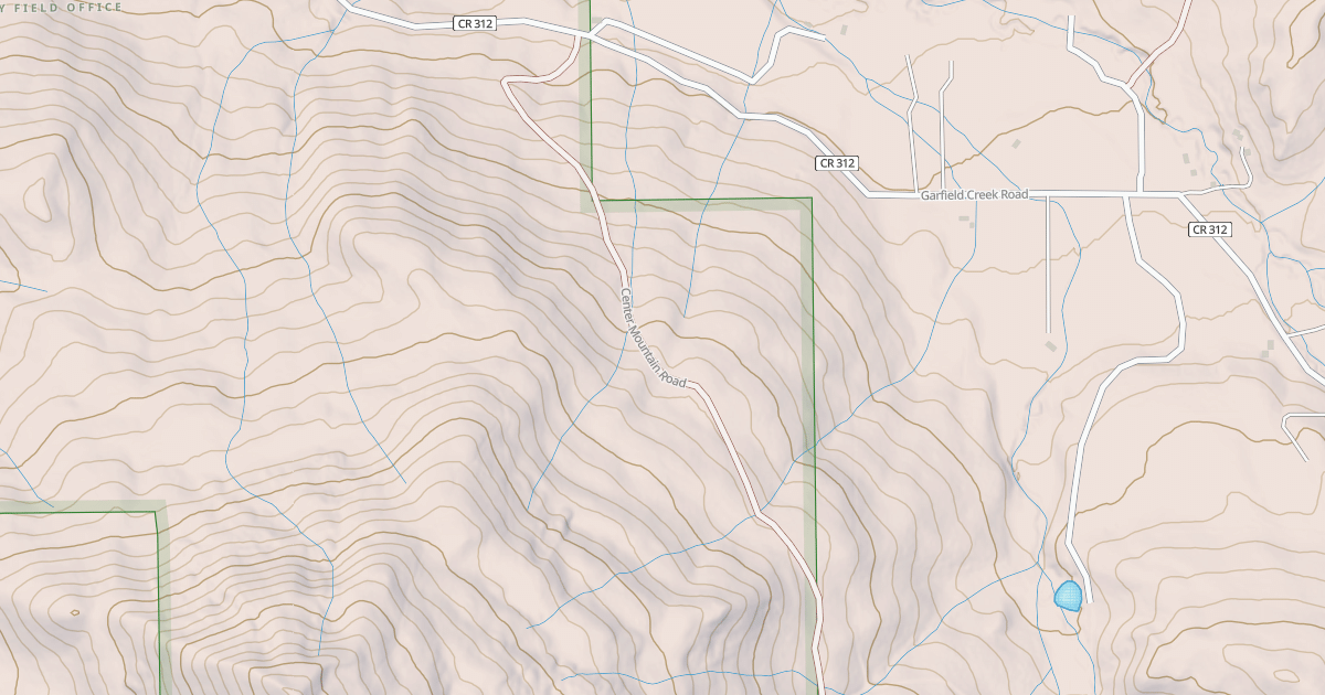 Map preview of BLM National GTLF Public Motorized Roads e8a2a317-2e82-48f2-a4bc-75af210c708f