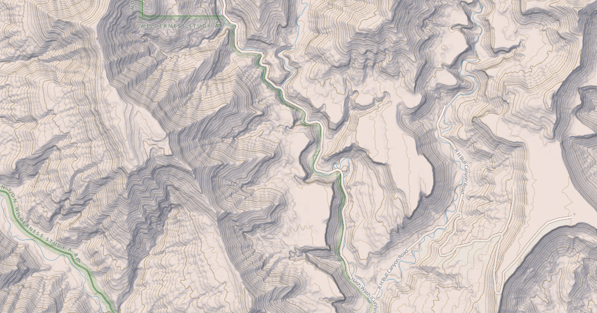 Map preview of BLM National GTLF Public Motorized Roads 0714b7bc-0997-4d5e-bfa0-1f13a16df902