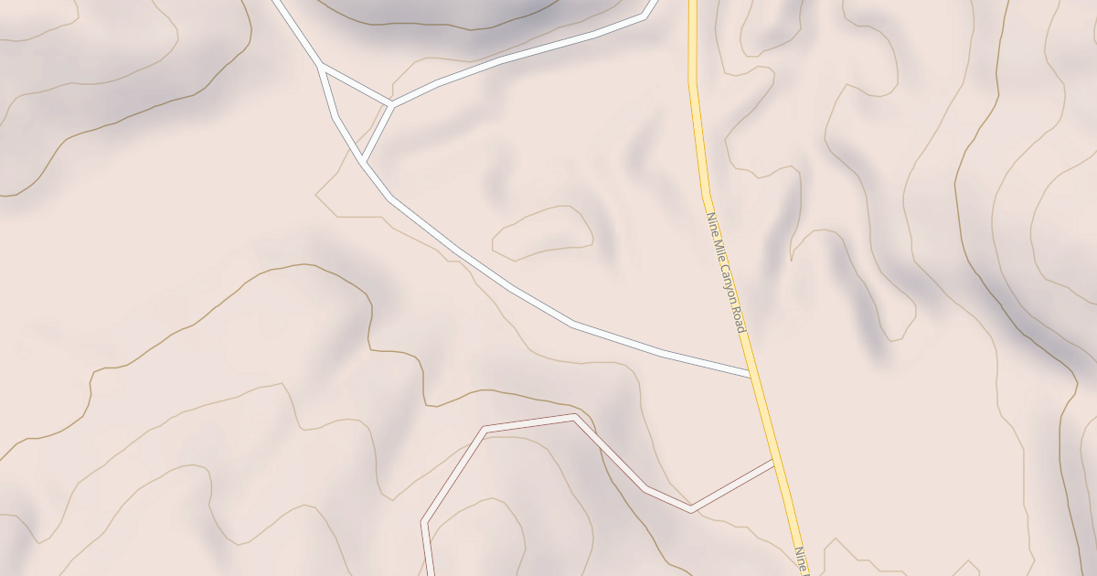 Map preview of BLM National GTLF Public Motorized Roads 15f641e8-2def-4967-87fc-1a994f256b91