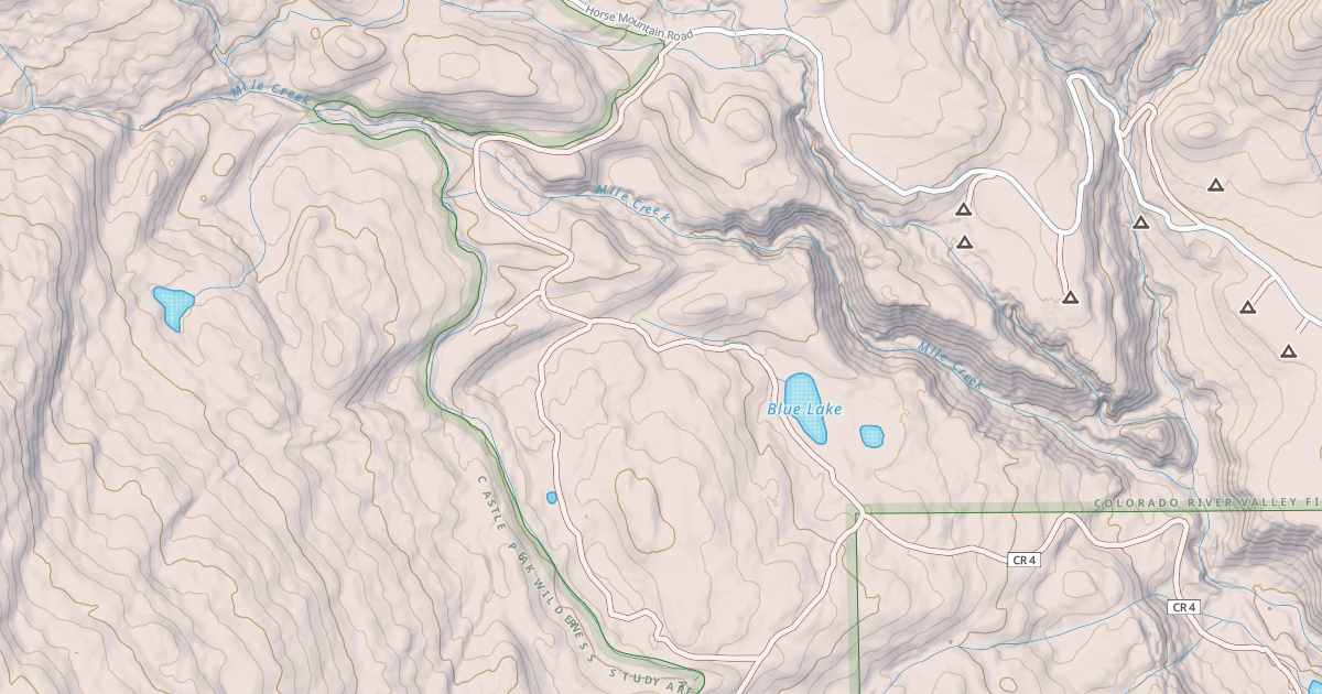 Map preview of BLM National GTLF Public Motorized Roads 32cfb931-19a3-47d2-8a97-3f549d65108f