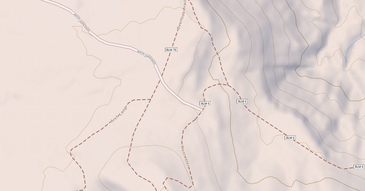 Map preview of BLM National GTLF Public Motorized Roads 150a32b0-78ac-4d6a-9a1c-2ea90b87dab8