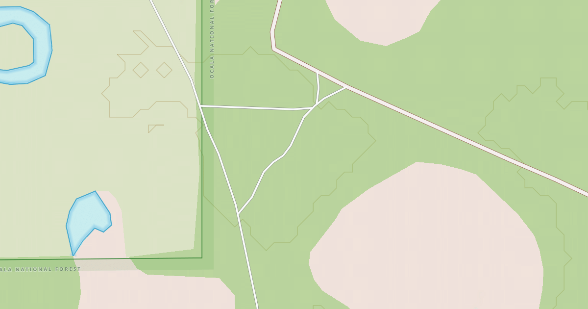 Map preview of USFS Motor Vehicle Use Map Roads {151BC202-C1A9-4723-B498-A4467BB48859}