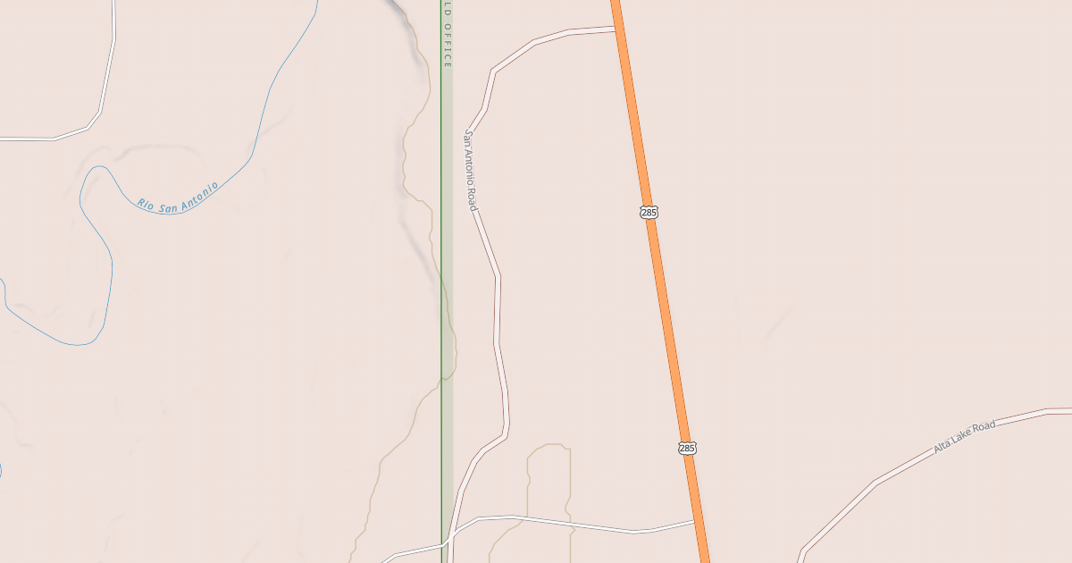 Map preview of BLM National GTLF Public Motorized Roads 88d978eb-9c29-4fbc-ab7f-ee36d9ed27f2