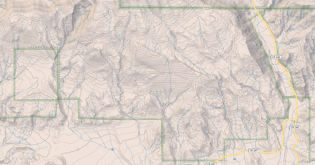 Map preview of BLM National GTLF Public Motorized Roads 5b88d49e-d463-4ff4-aa6a-d13e30e915a1