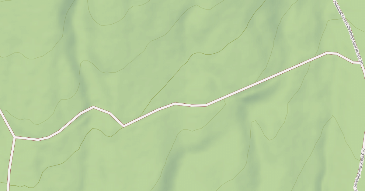 Map preview of USFS Motor Vehicle Use Map Roads {2A6A79AE-0022-43F6-AC3E-3B345BFE0257}