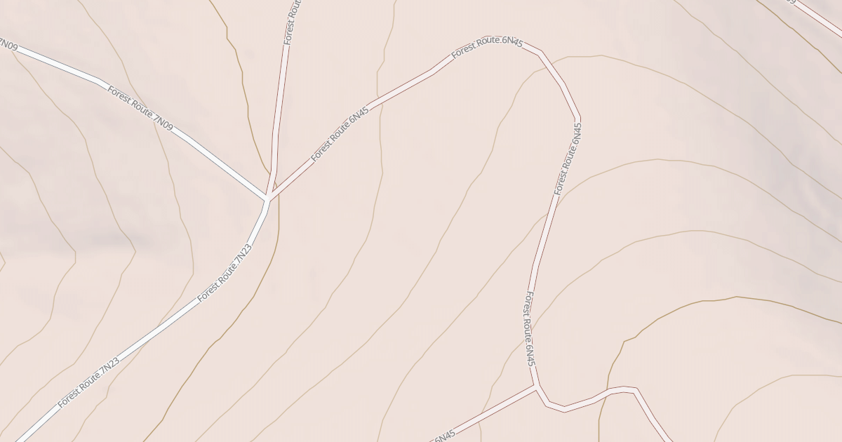 Map preview of USFS Motor Vehicle Use Map Roads {A6C0A562-BFC6-4055-9AEA-218115910E4A}