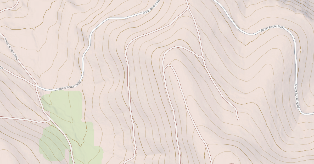 Map preview of USFS Motor Vehicle Use Map Roads {156C90E9-6DC5-4A37-91B3-57D52666F28E}