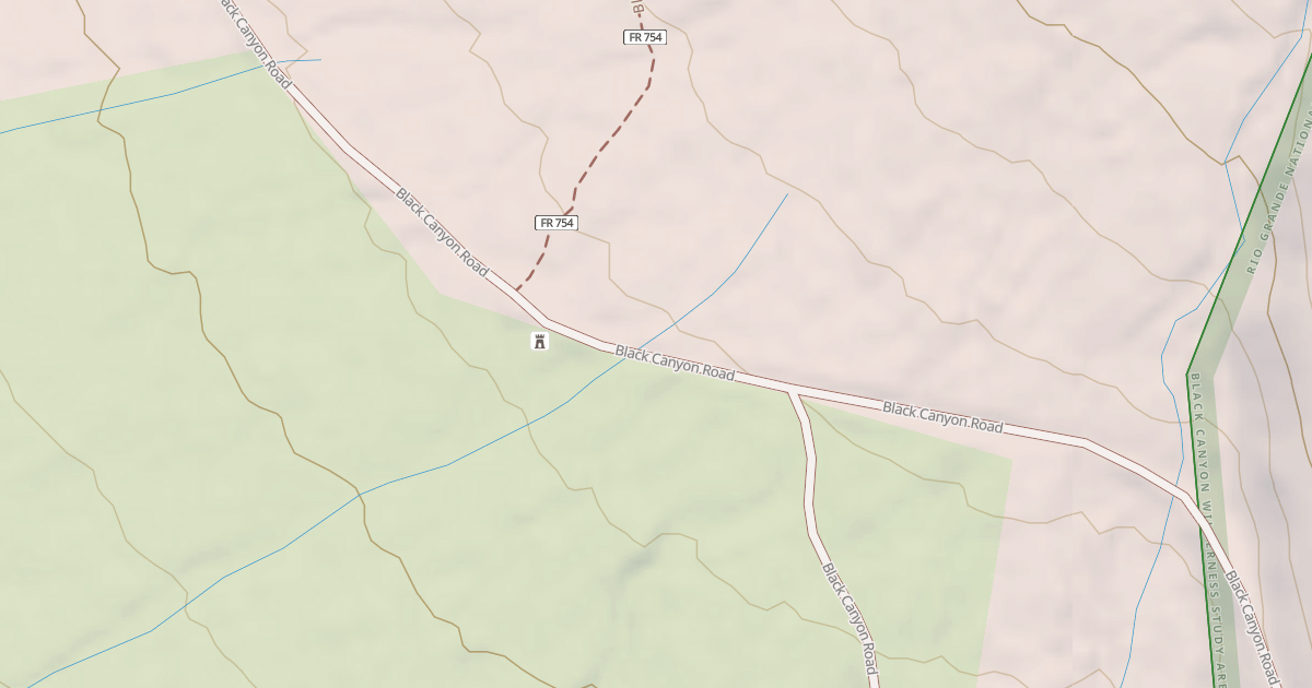 Map preview of BLM National GTLF Public Motorized Roads 4dd7de2d-0033-4c12-94b6-46086148c439