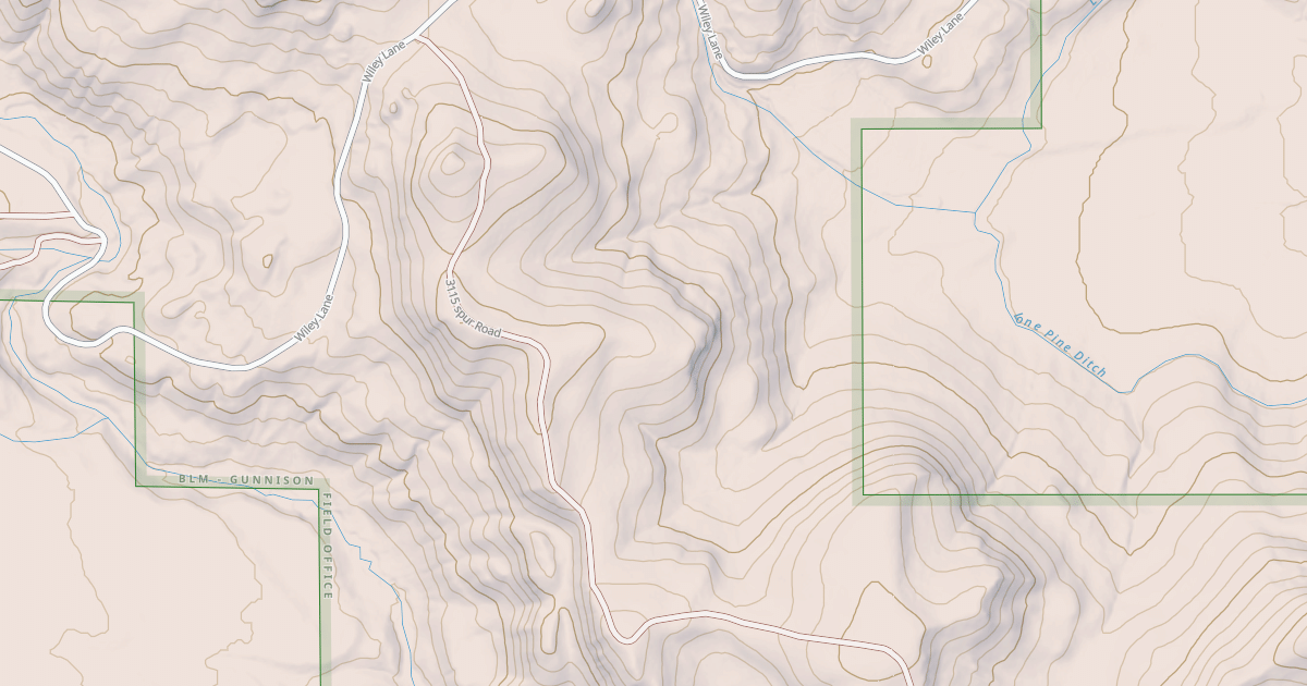 Map preview of BLM National GTLF Public Motorized Roads 515c8729-b443-400e-8ad6-88ae75aec98f
