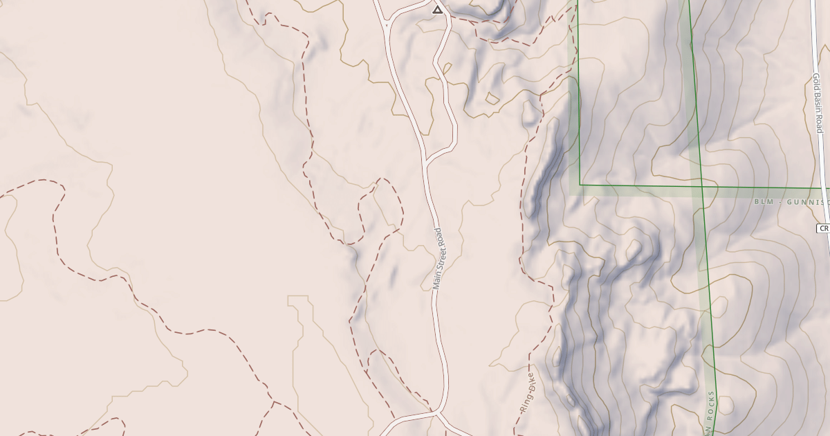 Map preview of BLM National GTLF Public Motorized Roads 4b32cd56-f058-4fbc-b128-2a89ddb1ff0a